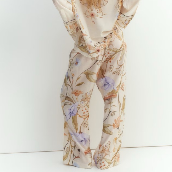 NWT H&M Piping-Detail Pants - Picture 3 of 10